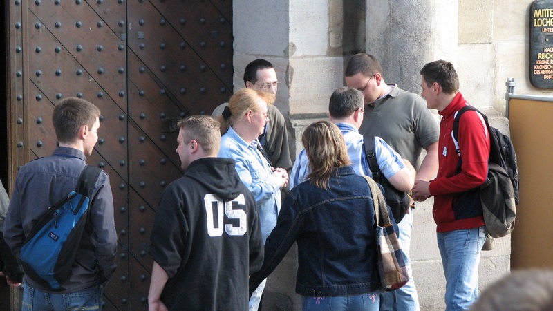 Helge arrives